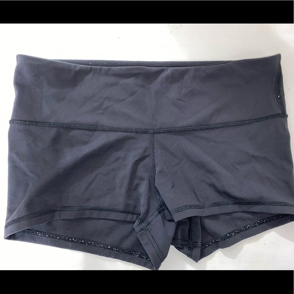Lululemon Wunder Under Booty Short